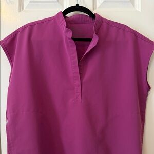 Figs Rafaela Scrub top Bright Fuchsia Pink L